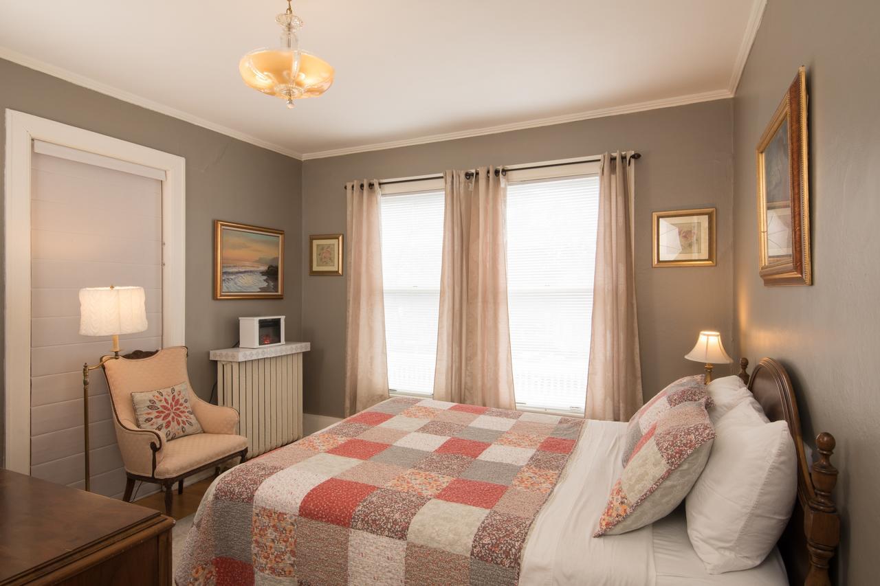 Ringling House Bed & Breakfast Baraboo Buitenkant foto
