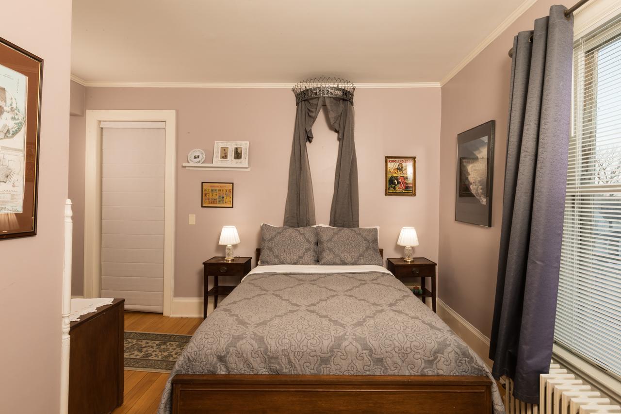 Ringling House Bed & Breakfast Baraboo Buitenkant foto