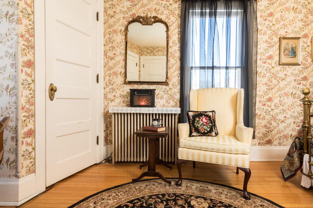 Ringling House Bed & Breakfast Baraboo Buitenkant foto