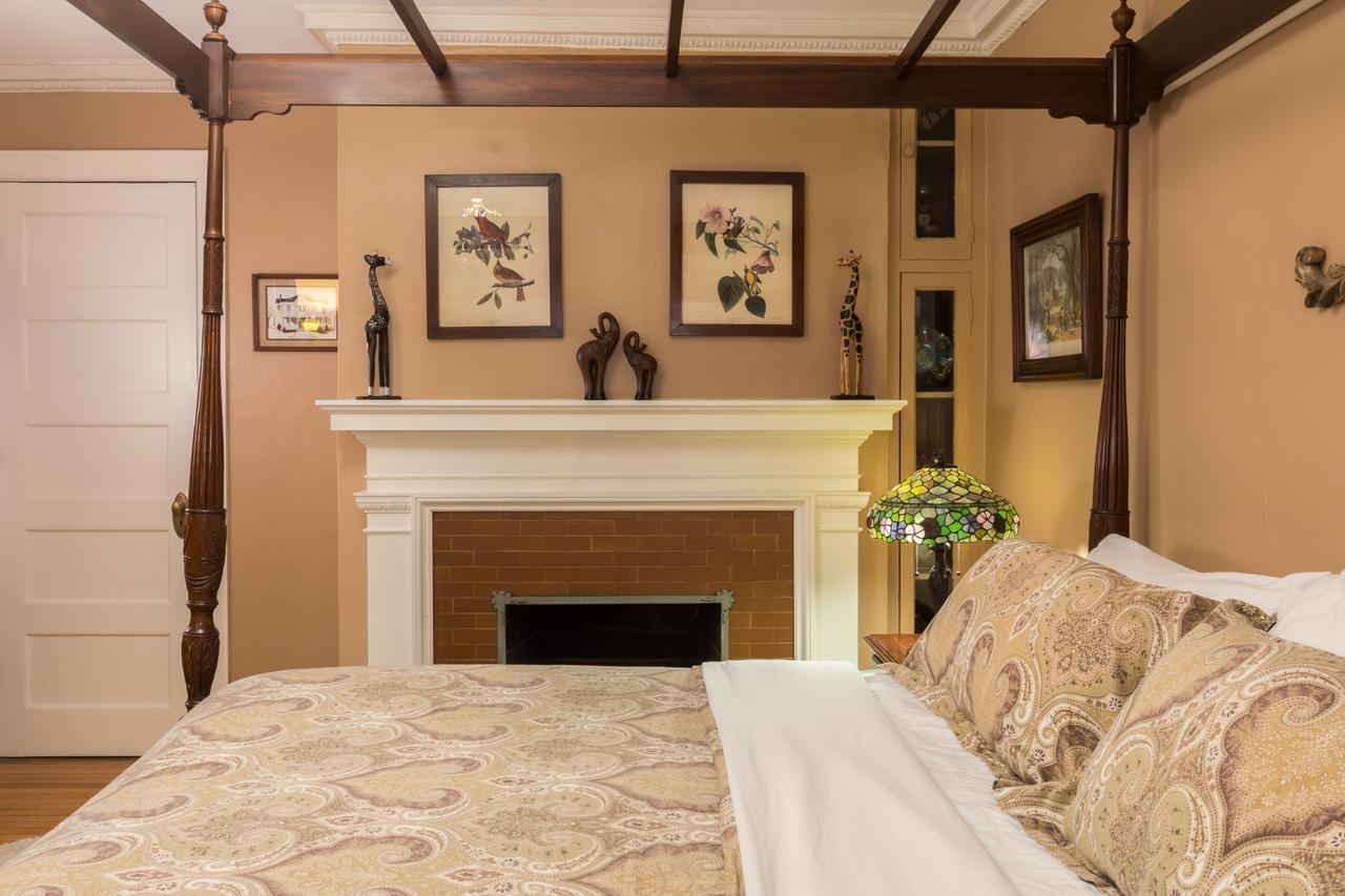 Ringling House Bed & Breakfast Baraboo Buitenkant foto