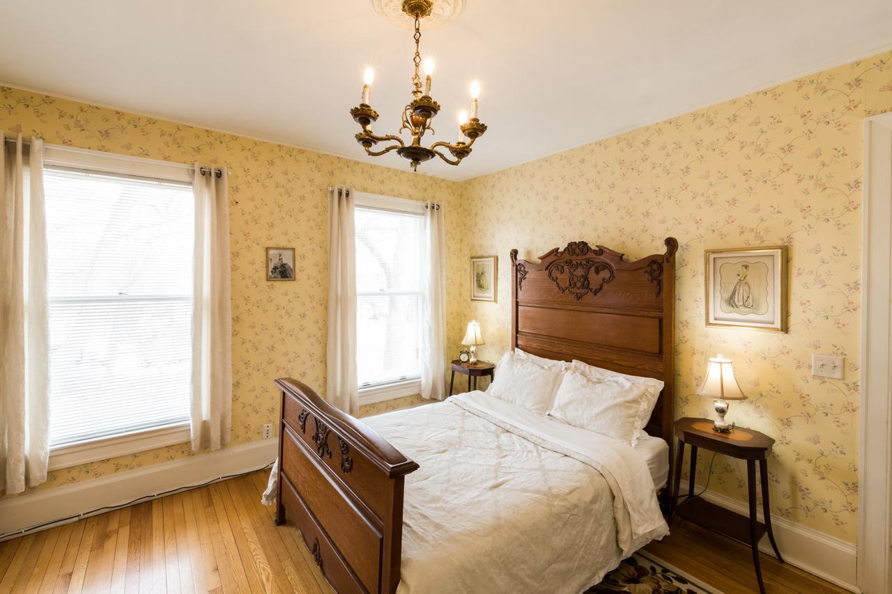Ringling House Bed & Breakfast Baraboo Buitenkant foto