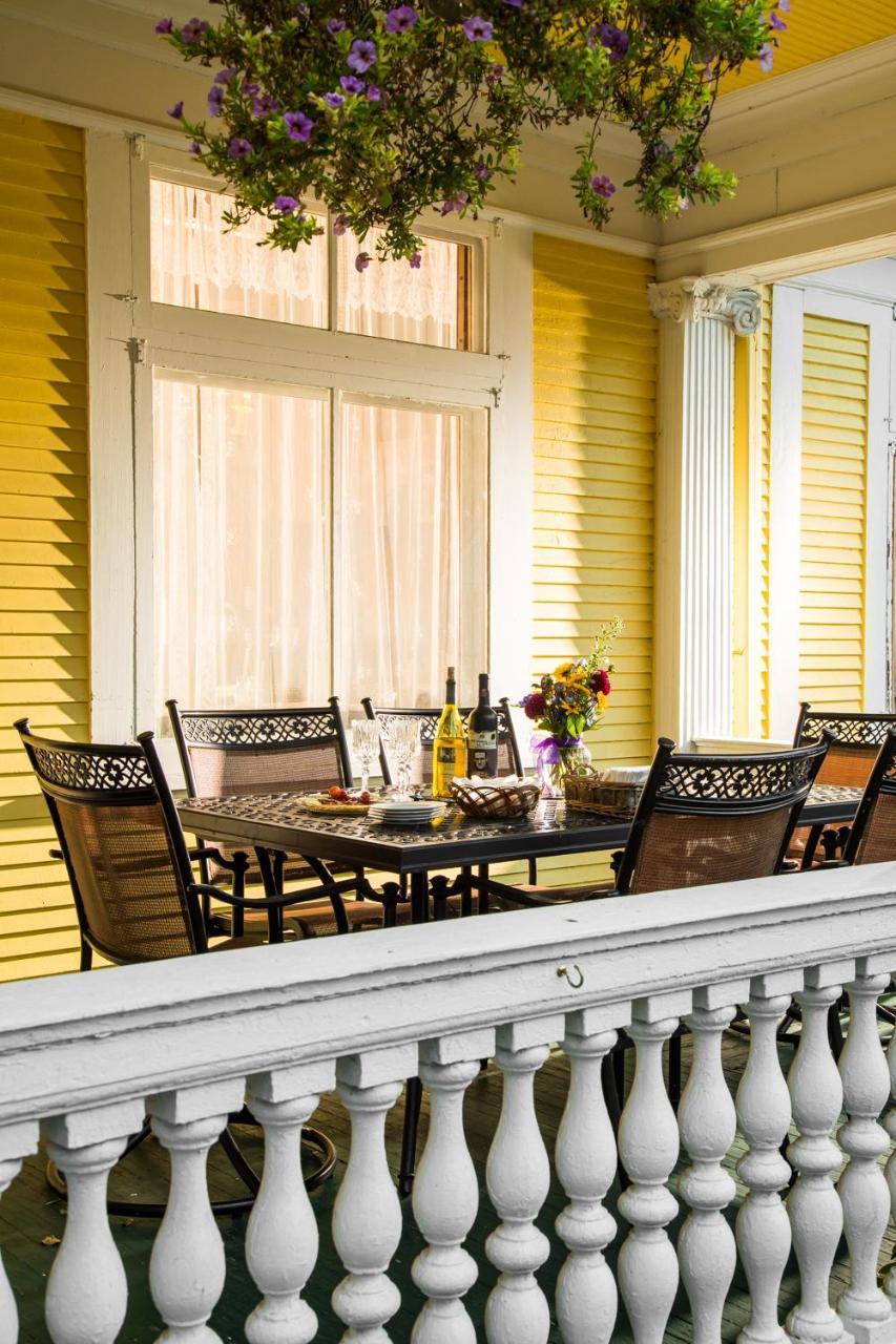 Ringling House Bed & Breakfast Baraboo Buitenkant foto